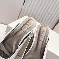 顶版 Brunello Cucinelli BC 26ss新款系列 包头半拖鞋此款凉拖鞋鞋型堪称经典,永 顶版 Brunello Cucinelli BC 26ss新款系列 包头半拖鞋此款凉拖鞋鞋型堪称经典,永