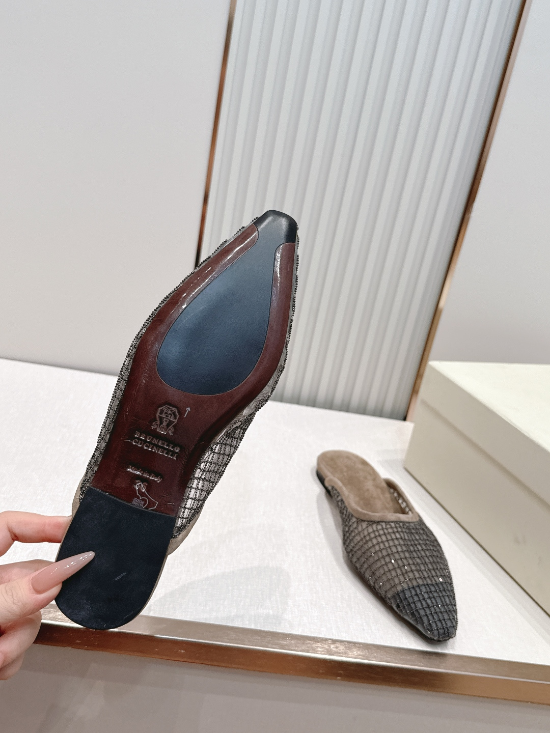 顶版 Brunello Cucinelli BC 26ss新款系列 网钻包头半凉拖鞋此款凉拖鞋鞋型堪称经