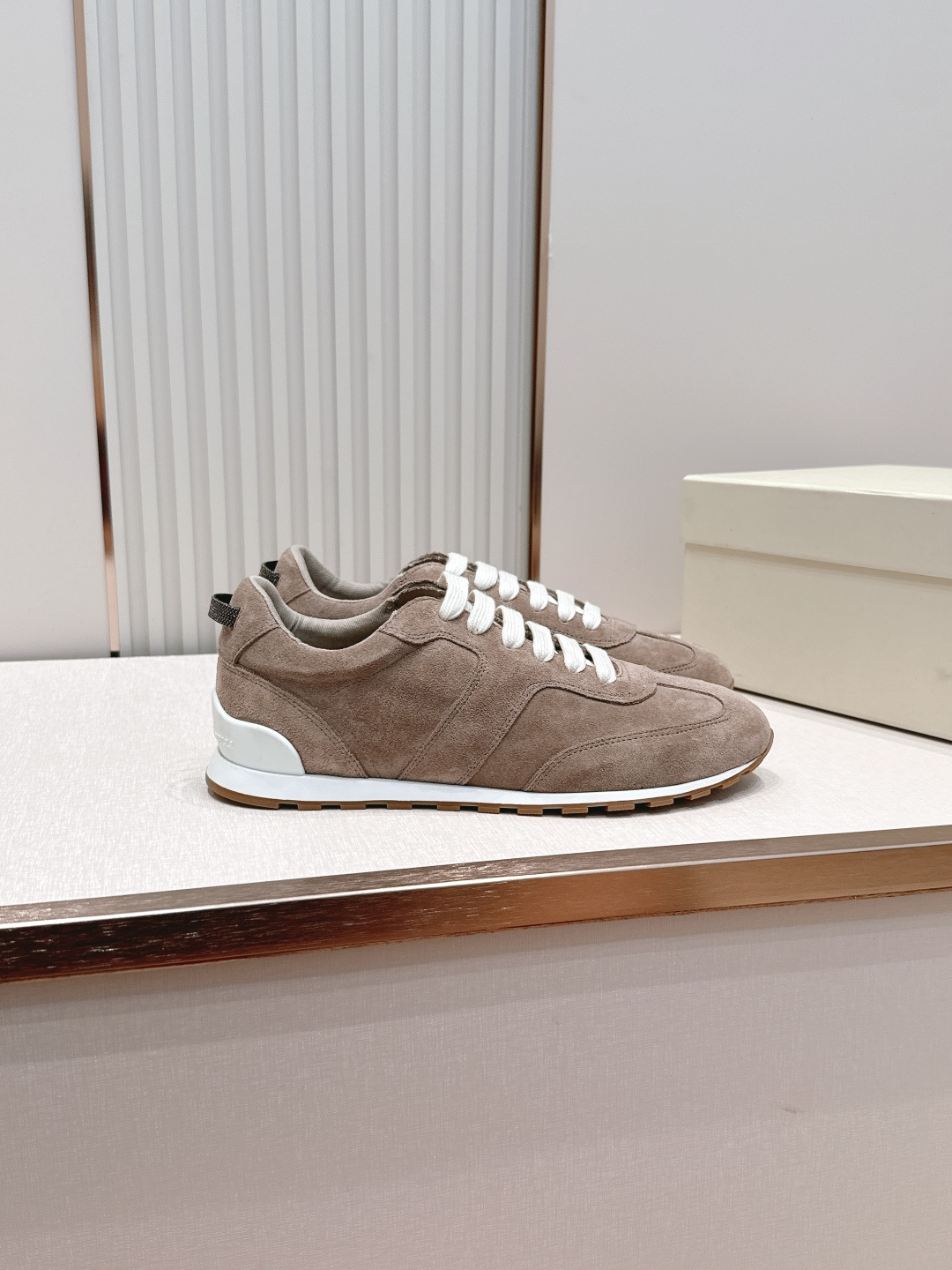 顶版 Brunello Cucinelli BC 26ss新款系列 休闲运动德训鞋 这是充满街头感的一双