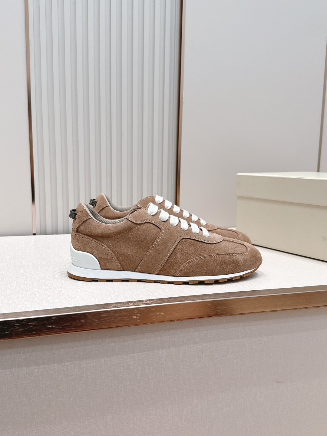 顶版 Brunello Cucinelli BC 26ss新款系列 休闲运动德训鞋 这是充满街头感的一双 顶版 Brunello Cucinelli BC 26ss新款系列 休闲运动德训鞋 这是充满街头感的一双