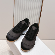 顶版 JIL SANDER 吉尔桑达新款 绸缎休闲鞋美到犯规,上脚惊艳到~绸缎光泽感绝了,走路带风都在 顶版 JIL SANDER 吉尔桑达新款 绸缎休闲鞋美到犯规,上脚惊艳到~绸缎光泽感绝了,走路带风都在