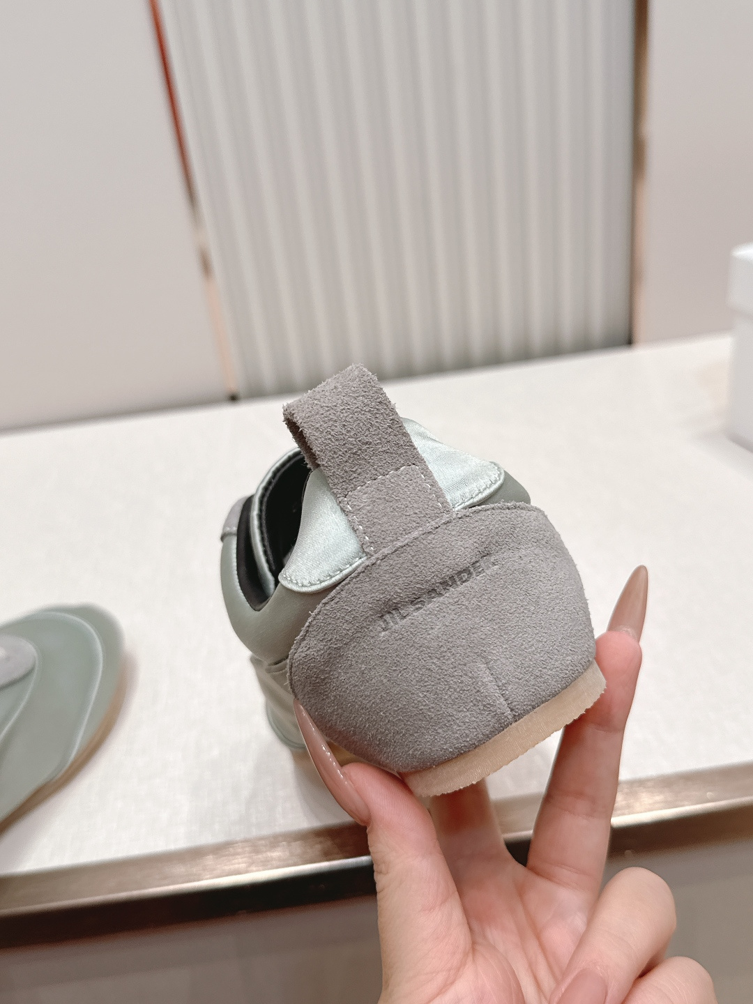 顶版  JIL SANDER 吉尔桑达新款 绸缎休闲鞋美到犯规，上脚惊艳到～绸缎光泽感绝了，走路带风都在