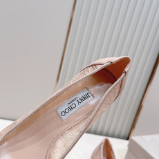 Jimmy Choo 蕾丝系带高跟鞋 Jimmy Choo蕾丝拼接高跟鞋,尖头设计+细高跟,优雅又性感✨ Jimmy Choo 蕾丝系带高跟鞋 Jimmy Choo蕾丝拼接高跟鞋,尖头设计+细高跟,优雅又性感✨