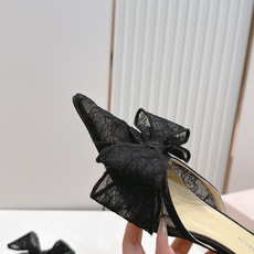 MACH & MACH 26/尖头蕾丝蝴蝶结🎀中跟凉鞋这是来自格鲁吉亚品牌 MACH & MACH 的「 MACH & MACH 26/尖头蕾丝蝴蝶结🎀中跟凉鞋这是来自格鲁吉亚品牌 MACH & MACH 的「