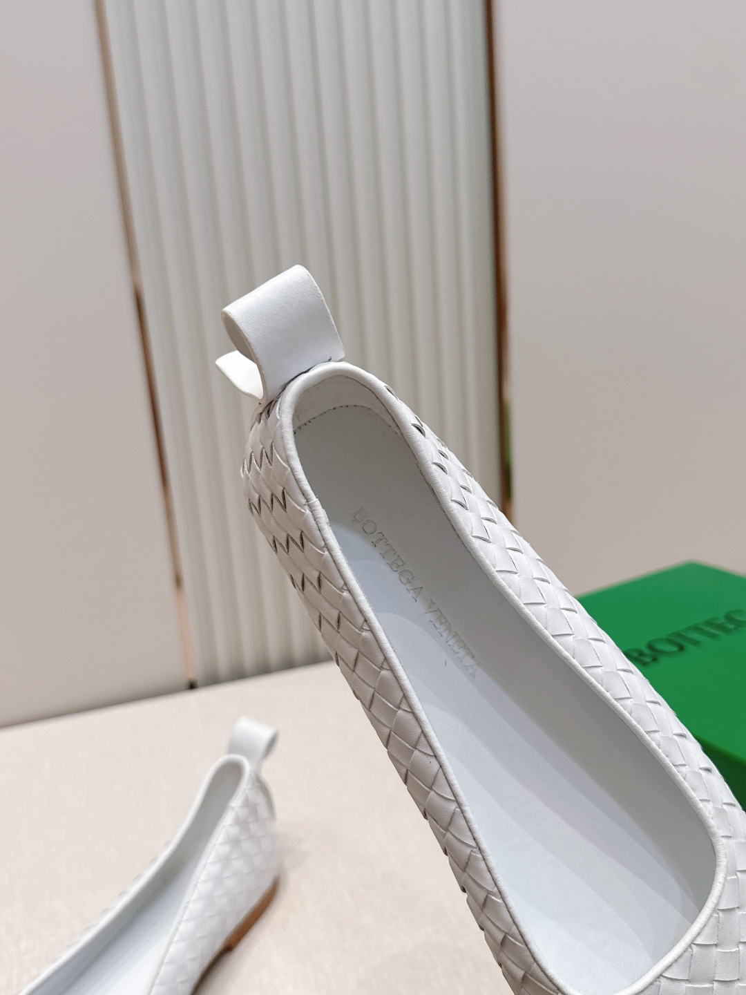 BV 新款 编织玛丽珍平底芭蕾舞鞋平底款 超级好舒适好穿  内置垫脚 云朵般舒适 手工编织 优雅高级 面