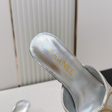 CHANEL香奈儿26s新款时装凉鞋圆头拼色凉拖简约又难以抗拒系 搭配展现与众不同的穿搭风格、自由混搭闪 CHANEL香奈儿26s新款时装凉鞋圆头拼色凉拖简约又难以抗拒系 搭配展现与众不同的穿搭风格、自由混搭闪