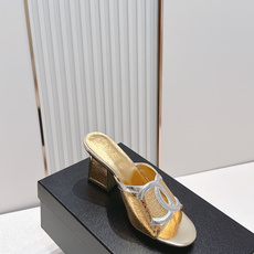 CHANEL香奈儿26s新款时装凉鞋圆头拼色凉拖简约又难以抗拒系 搭配展现与众不同的穿搭风格、自由混搭闪 CHANEL香奈儿26s新款时装凉鞋圆头拼色凉拖简约又难以抗拒系 搭配展现与众不同的穿搭风格、自由混搭闪