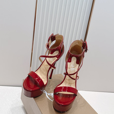 Christian louboutin 26s夏季新款时装高跟鞋 圆头水台高跟凉鞋顶级品质 🍃原汁原味的 Christian louboutin 26s夏季新款时装高跟鞋 圆头水台高跟凉鞋顶级品质 🍃原汁原味的