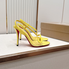 Christian Louboutin 26/Condora系列高跟凉鞋这是Christian Loub Christian Louboutin 26/Condora系列高跟凉鞋这是Christian Loub