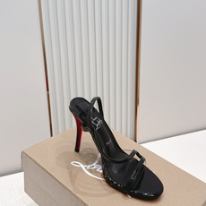 Christian Louboutin 26/Condora系列高跟凉鞋这是Christian Loub Christian Louboutin 26/Condora系列高跟凉鞋这是Christian Loub