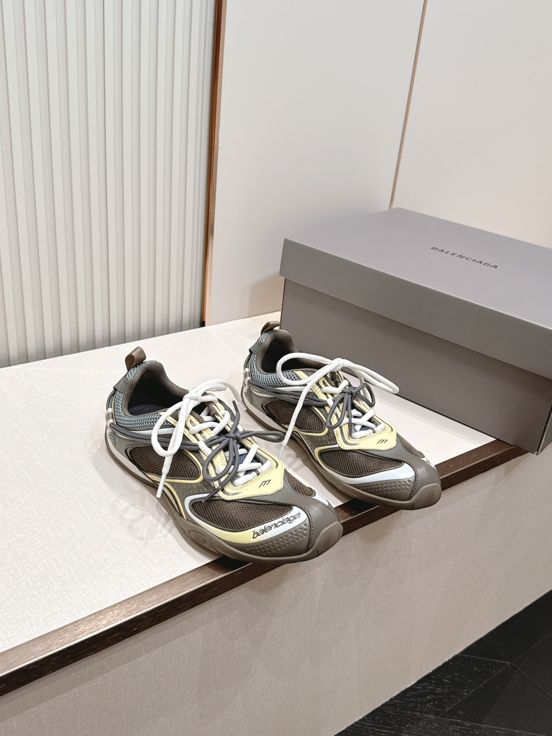 顶级版本 Balenciaga·巴黎世家新款 甜酷风格拼网机车德训鞋这双Balenciaga甜酷风格拼网