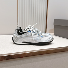 顶级版本 Balenciaga·巴黎世家新款 甜酷风格拼网机车德训鞋这双Balenciaga甜酷风格拼网 顶级版本 Balenciaga·巴黎世家新款 甜酷风格拼网机车德训鞋这双Balenciaga甜酷风格拼网