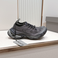 顶级版本 Balenciaga 巴黎世家新Anatomic runner五趾休闲运动鞋透气性拉满的户外 顶级版本 Balenciaga 巴黎世家新Anatomic runner五趾休闲运动鞋透气性拉满的户外