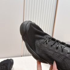 顶级版本 Balenciaga 巴黎世家新Anatomic runner五趾休闲运动鞋透气性拉满的户外 顶级版本 Balenciaga 巴黎世家新Anatomic runner五趾休闲运动鞋透气性拉满的户外