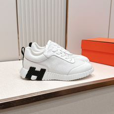 顶版 情侣款 Hermes 爱马仕2026 新款复古风H休闲运动鞋工艺极致,同步专柜上新.鞋子的每 顶版 情侣款 Hermes 爱马仕2026 新款复古风H休闲运动鞋工艺极致,同步专柜上新.鞋子的每