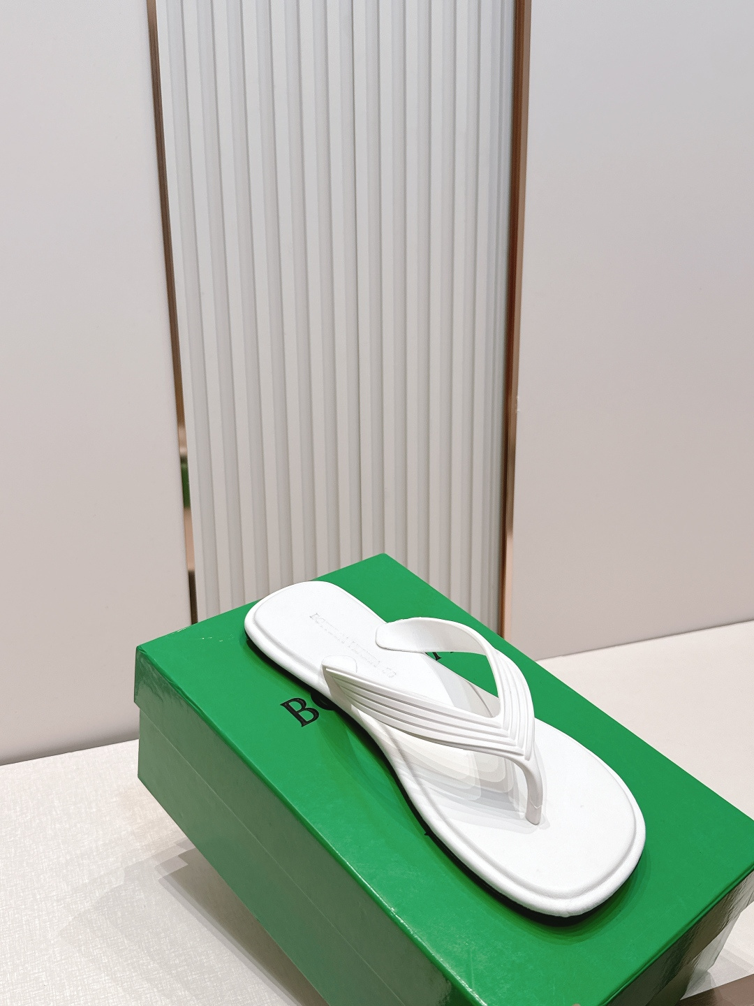（橡胶底少30）BV SamPieri Flat Thong 夹趾拖鞋这款经典款 简直bv最新天花板啦彩