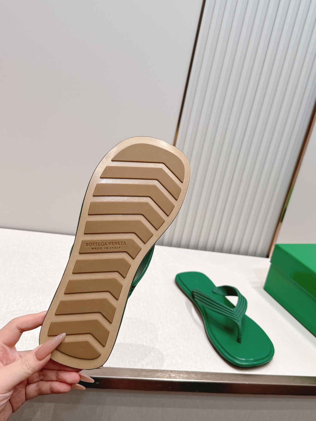 （橡胶底少30）BV SamPieri Flat Thong 夹趾拖鞋这款经典款 简直bv最新天花板啦彩