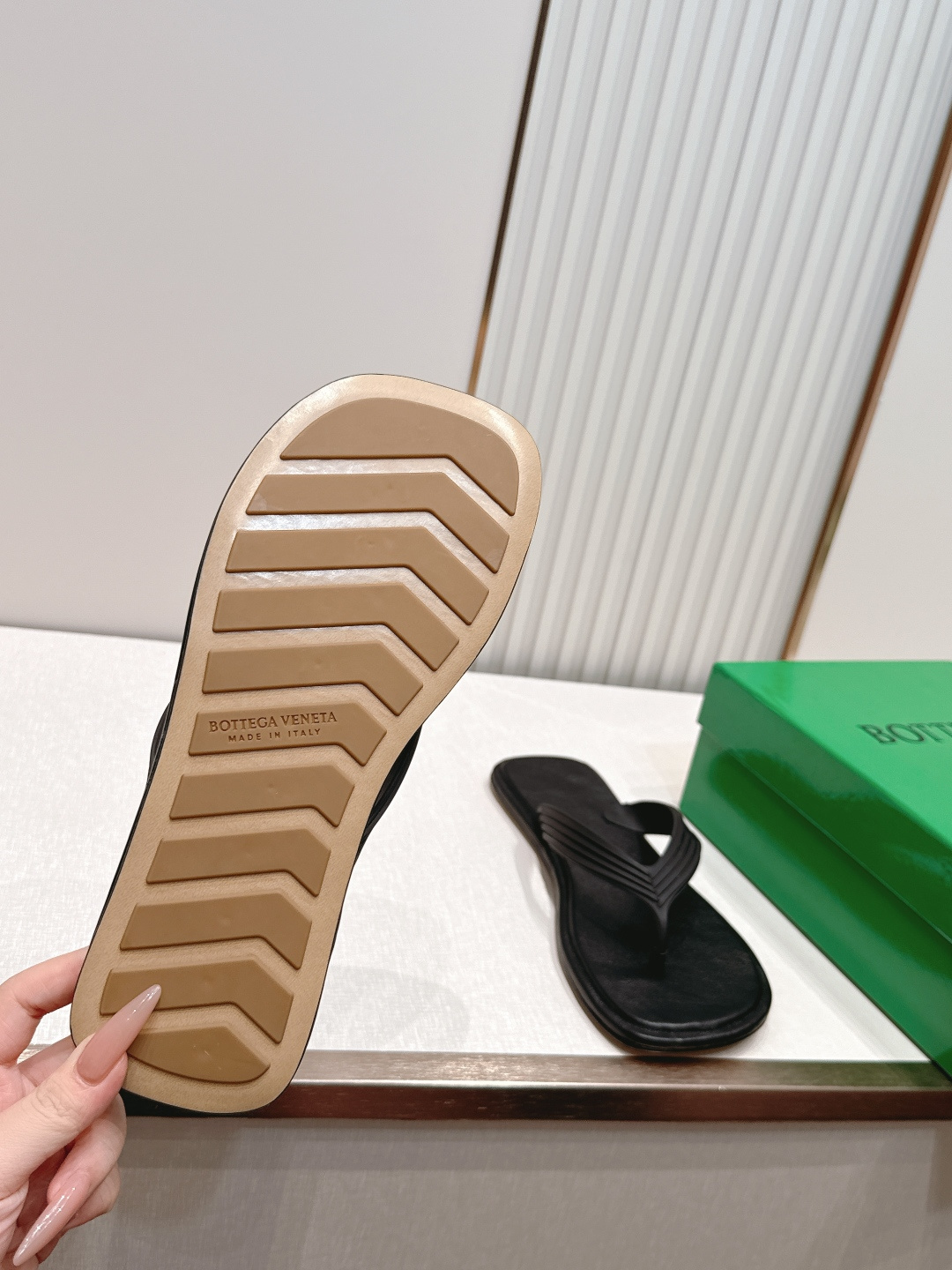 （橡胶底少30）BV SamPieri Flat Thong 夹趾拖鞋这款经典款 简直bv最新天花板啦彩