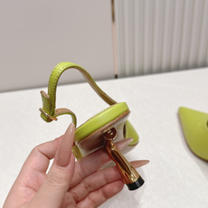 Ferragamo 菲拉格慕 26 S金属高跟凉拖鞋系列尖头后空新任设计师的灵感之作 流线型金属跟原版私 Ferragamo 菲拉格慕 26 S金属高跟凉拖鞋系列尖头后空新任设计师的灵感之作 流线型金属跟原版私