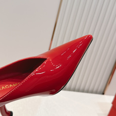 Ferragamo 菲拉格慕 26 S金属高跟凉拖鞋系列尖头高跟半拖尖头后空新任设计师的灵感之作 流线型 Ferragamo 菲拉格慕 26 S金属高跟凉拖鞋系列尖头高跟半拖尖头后空新任设计师的灵感之作 流线型