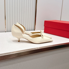 FERRAGAMO菲拉格慕🔳𝟐𝟔𝐀𝐖春夏新品蝴蝶结猫跟中空单鞋凉鞋|优雅通勤诗篇!利落尖头勾勒精致柔雅线 FERRAGAMO菲拉格慕🔳𝟐𝟔𝐀𝐖春夏新品蝴蝶结猫跟中空单鞋凉鞋|优雅通勤诗篇!利落尖头勾勒精致柔雅线