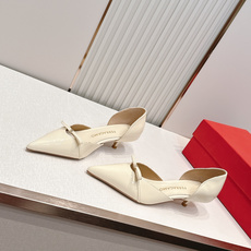 FERRAGAMO菲拉格慕🔳𝟐𝟔𝐀𝐖春夏新品蝴蝶结猫跟中空单鞋凉鞋|优雅通勤诗篇!利落尖头勾勒精致柔雅线 FERRAGAMO菲拉格慕🔳𝟐𝟔𝐀𝐖春夏新品蝴蝶结猫跟中空单鞋凉鞋|优雅通勤诗篇!利落尖头勾勒精致柔雅线