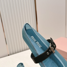 MiuMiu 缪缪F法式仙女风玛丽珍平底鞋单鞋网纱芭蕾舞鞋芭蕾平底鞋亮相2026春夏时装秀,焕新演绎Mi MiuMiu 缪缪F法式仙女风玛丽珍平底鞋单鞋网纱芭蕾舞鞋芭蕾平底鞋亮相2026春夏时装秀,焕新演绎Mi