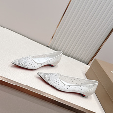 🆑 顶级版平底款 Christian Louboutin | 2026s𝐒网纱水钻尖头红底鞋💎新款网纱烫 🆑 顶级版平底款 Christian Louboutin | 2026s𝐒网纱水钻尖头红底鞋💎新款网纱烫