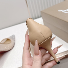 🆑 顶级版 Christian Louboutin | 2026s𝐒网纱水钻尖头红底高跟鞋💎早春新款网纱 🆑 顶级版 Christian Louboutin | 2026s𝐒网纱水钻尖头红底高跟鞋💎早春新款网纱