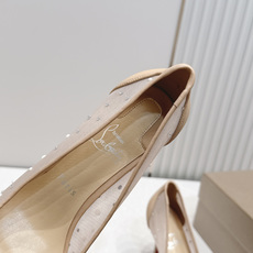 🆑 顶级版 Christian Louboutin | 2026s𝐒网纱水钻尖头红底高跟鞋💎早春新款网纱 🆑 顶级版 Christian Louboutin | 2026s𝐒网纱水钻尖头红底高跟鞋💎早春新款网纱