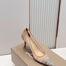 🆑 顶级版 Christian Louboutin | 2026s𝐒网纱水钻尖头红底高跟鞋💎早春新款网纱 🆑 顶级版 Christian Louboutin | 2026s𝐒网纱水钻尖头红底高跟鞋💎早春新款网纱