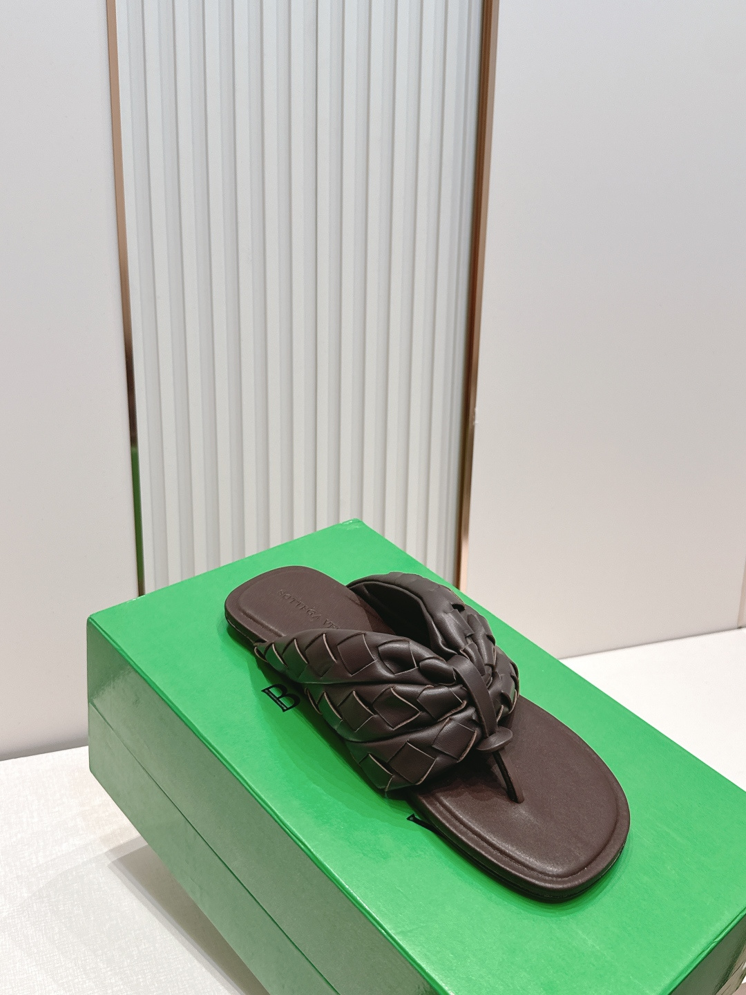 顶级版本 BV SamPieri Flat Thong 编织 夹趾拖鞋这款拖鞋经典款 简直bv最新天花板