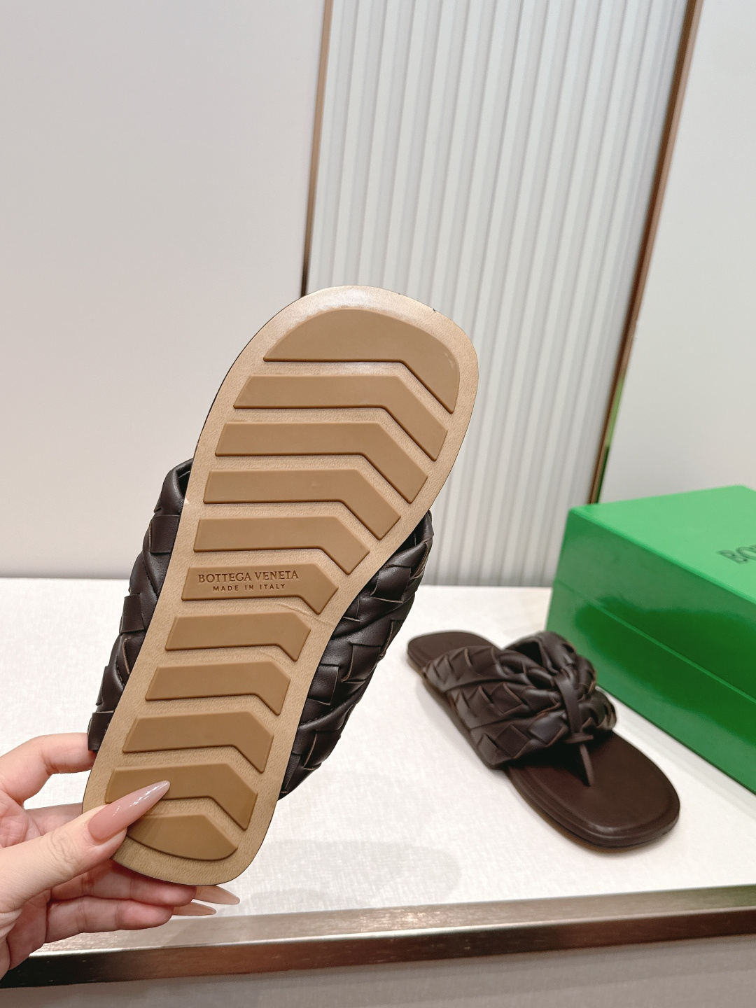 顶级版本 BV SamPieri Flat Thong 编织 夹趾拖鞋这款拖鞋经典款 简直bv最新天花板