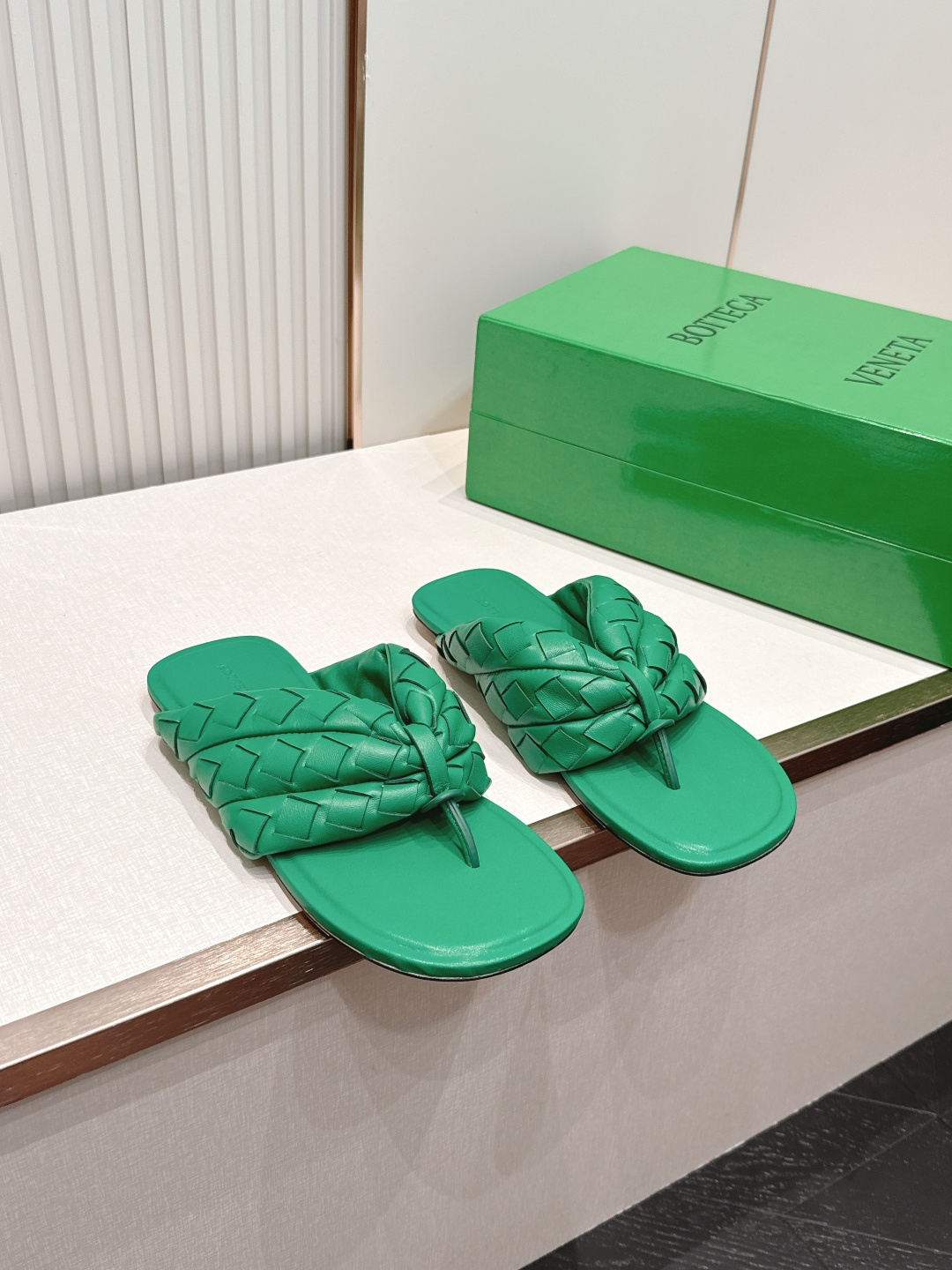 顶级版本 BV SamPieri Flat Thong 编织 夹趾拖鞋这款拖鞋经典款 简直bv最新天花板