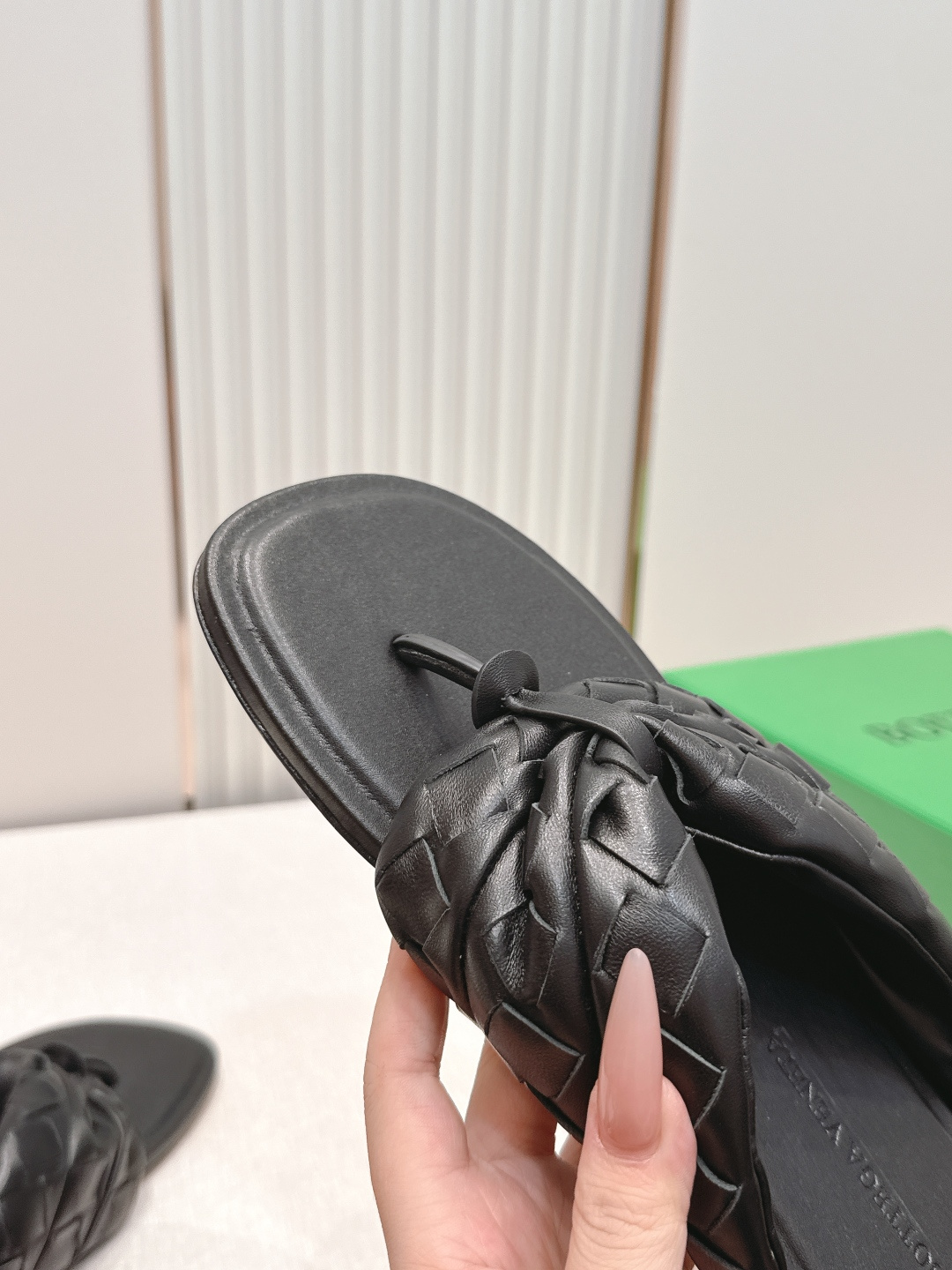顶级版本 BV SamPieri Flat Thong 编织 夹趾拖鞋这款拖鞋经典款 简直bv最新天花板