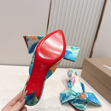 ChristinLouboutin/CL26WF新品彩色真丝蝴蝶结绑带高跟凉鞋 把夏日繁花揉进真丝里 ChristinLouboutin/CL26WF新品彩色真丝蝴蝶结绑带高跟凉鞋 把夏日繁花揉进真丝里