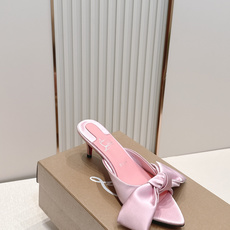 ChristinLouboutin/CL26WF新品彩色真丝蝴蝶结绑带高跟凉鞋 把夏日繁花揉进真丝里 ChristinLouboutin/CL26WF新品彩色真丝蝴蝶结绑带高跟凉鞋 把夏日繁花揉进真丝里