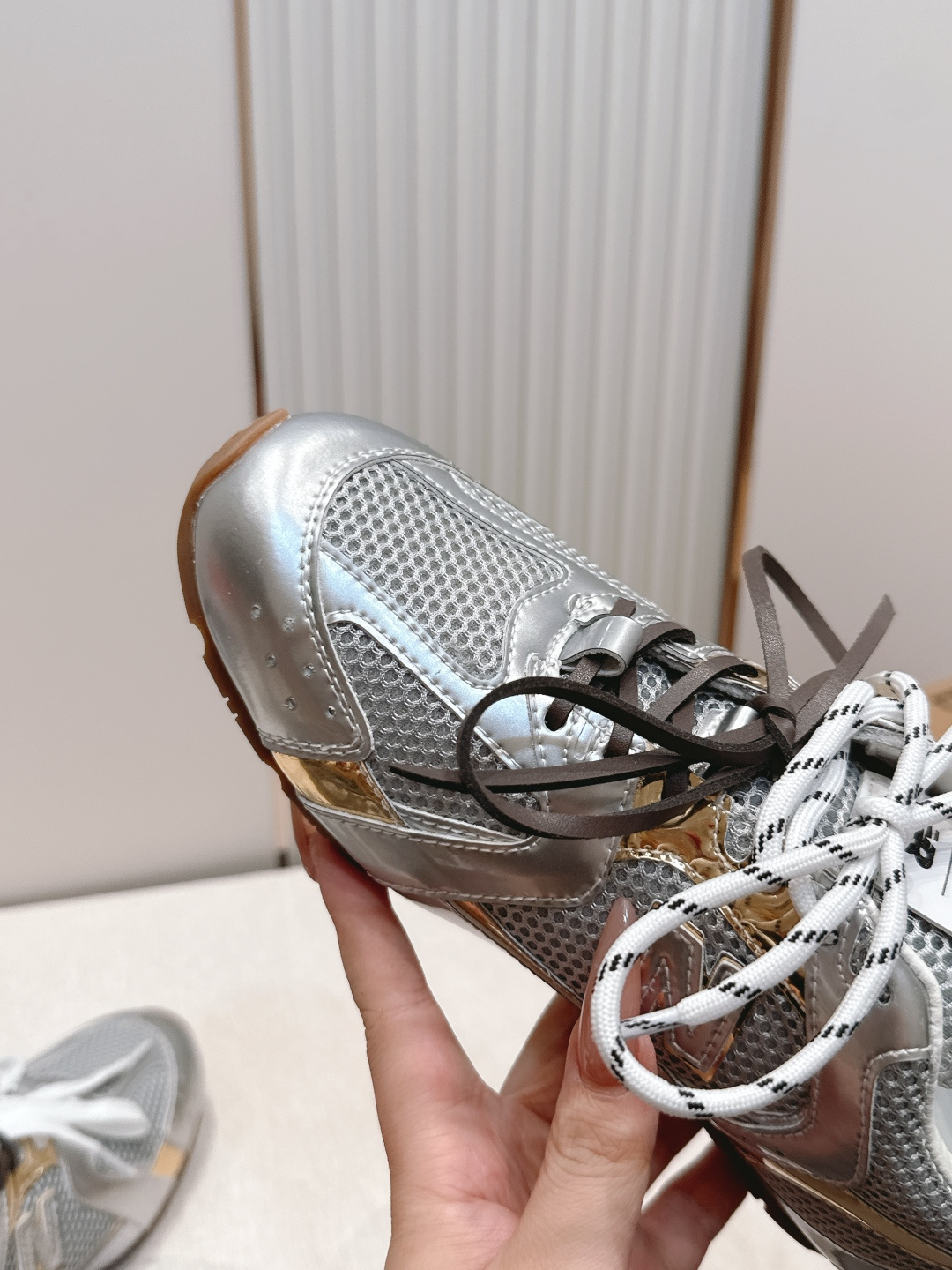 2026新色系  缪缪miumiu+new balance新百伦联名款  阿甘鞋 德训鞋 复古时尚  简