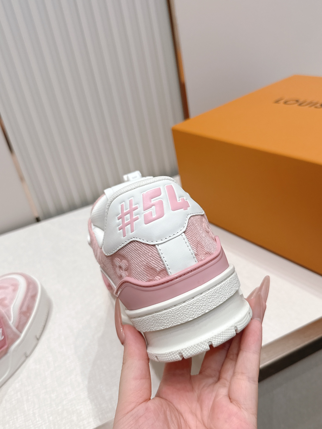 Louis Vuitton 26ss 驴家的爆款！trainer板鞋，每个人都必须入的款，绝不后悔！超级