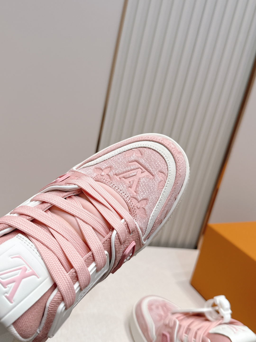Louis Vuitton 26ss 驴家的爆款！trainer板鞋，每个人都必须入的款，绝不后悔！超级