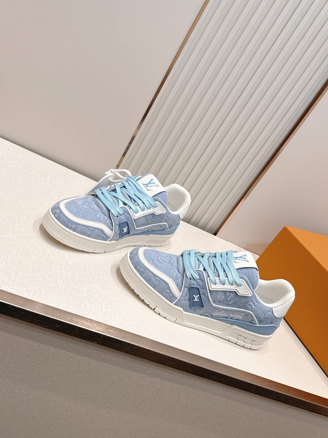 Louis Vuitton 26ss 驴家的爆款！trainer板鞋，每个人都必须入的款，绝不后悔！超级