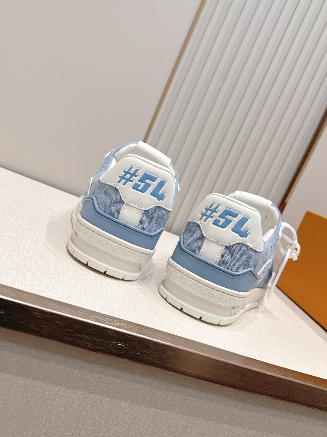 Louis Vuitton 26ss 驴家的爆款！trainer板鞋，每个人都必须入的款，绝不后悔！超级