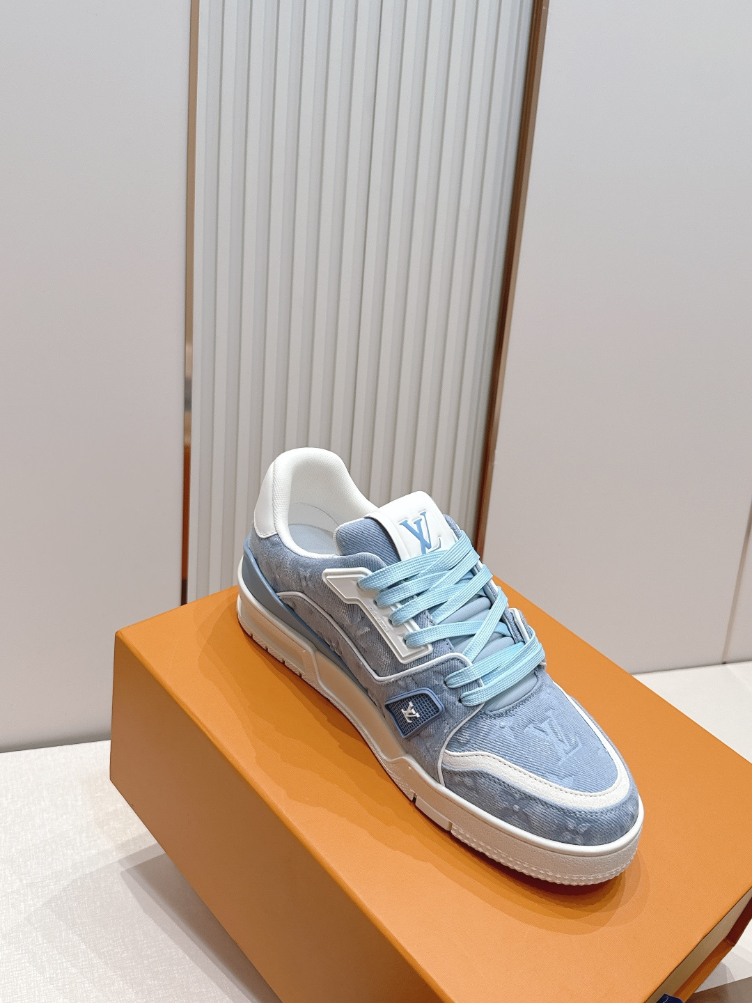 Louis Vuitton 26ss 驴家的爆款！trainer板鞋，每个人都必须入的款，绝不后悔！超级