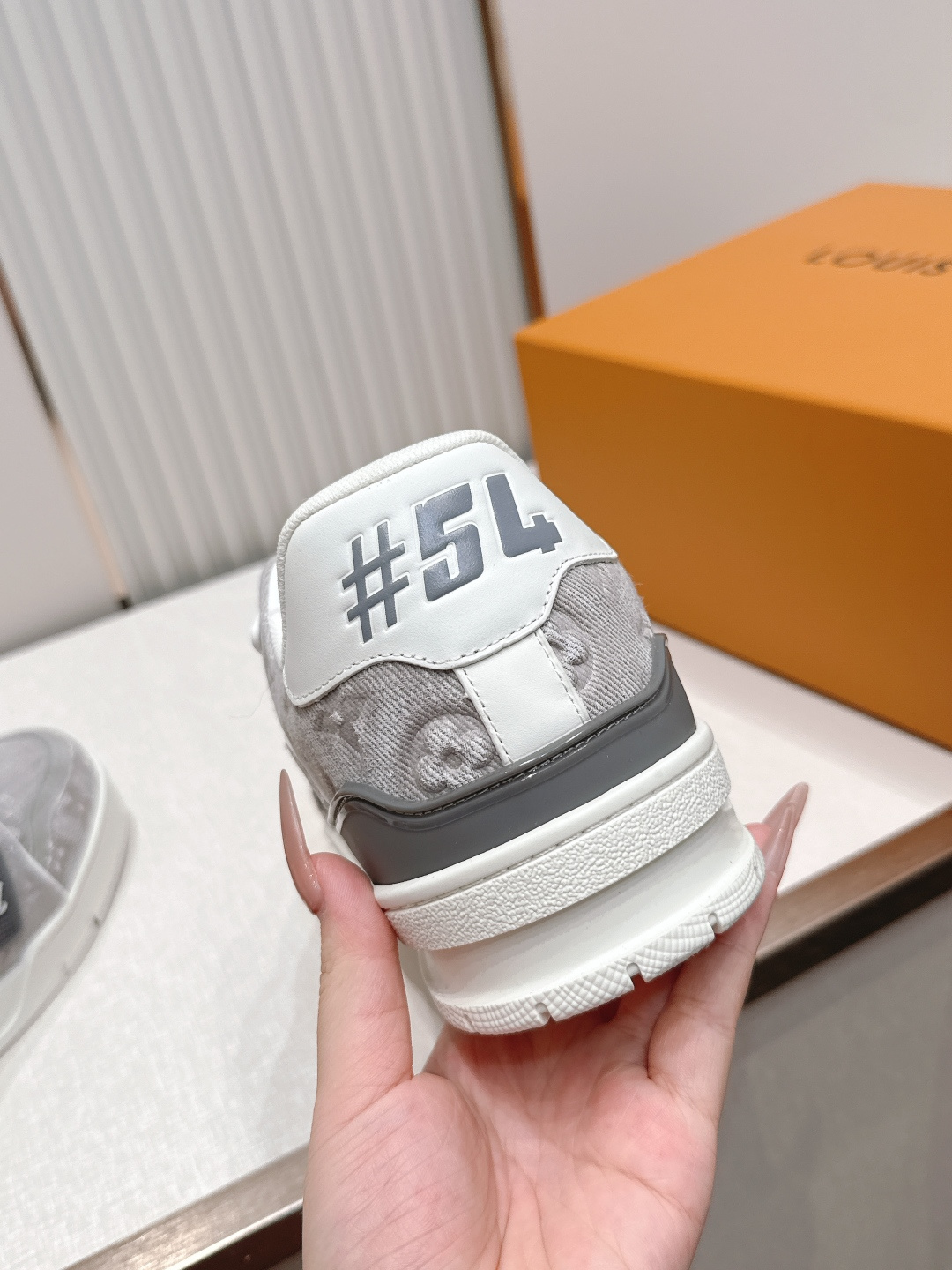 Louis Vuitton 26ss 驴家的爆款！trainer板鞋，每个人都必须入的款，绝不后悔！超级