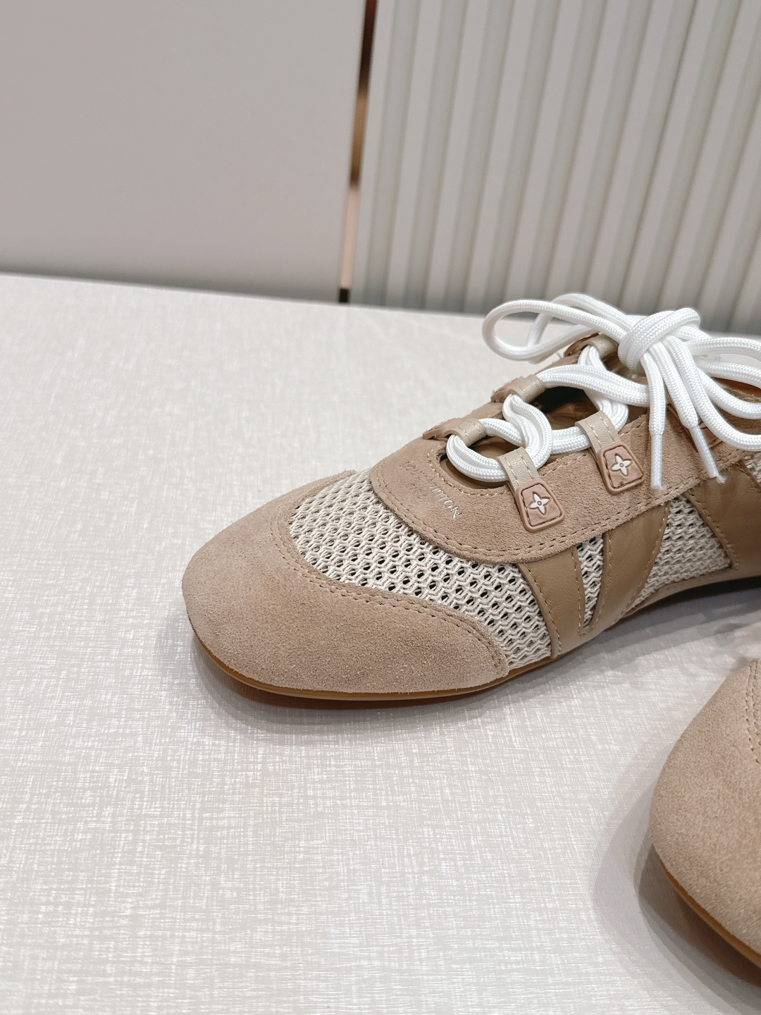 顶级版本： 半拖款Louis Vuitton路易威登驴牌春夏Sneakerina系列 芭蕾运动鞋 德训鞋