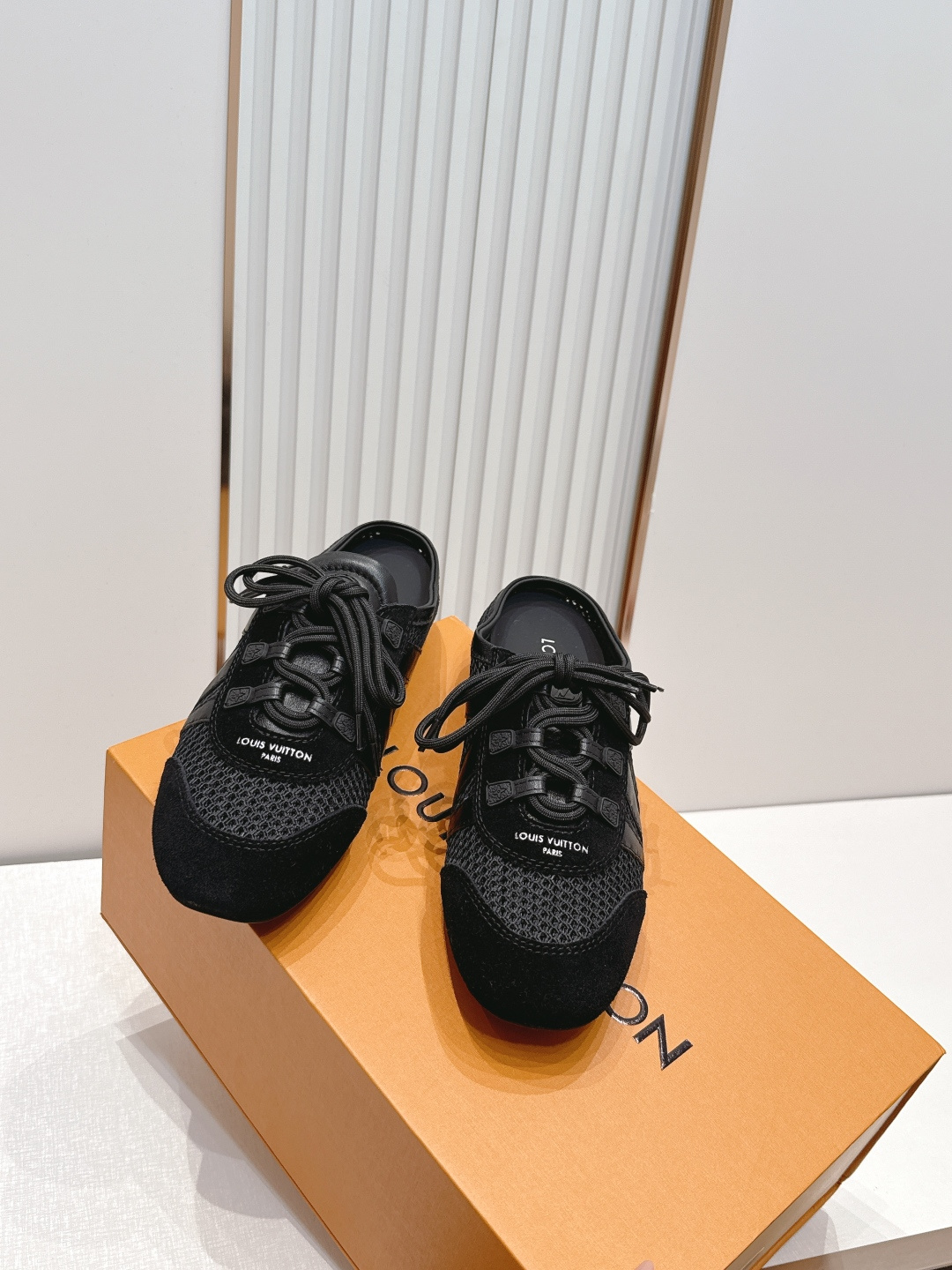 顶级版本： 半拖款Louis Vuitton路易威登驴牌春夏Sneakerina系列 芭蕾运动鞋 德训鞋