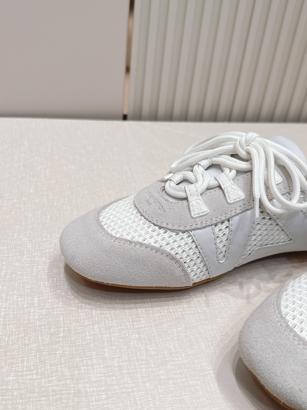 顶级版本： 半拖款Louis Vuitton路易威登驴牌春夏Sneakerina系列 芭蕾运动鞋 德训鞋