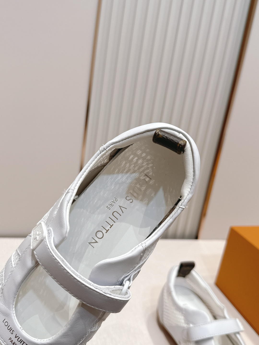 顶级版本： Louis Vuitton路易威登驴牌春夏Sneakerina系列 芭蕾运动鞋 德训鞋 平底