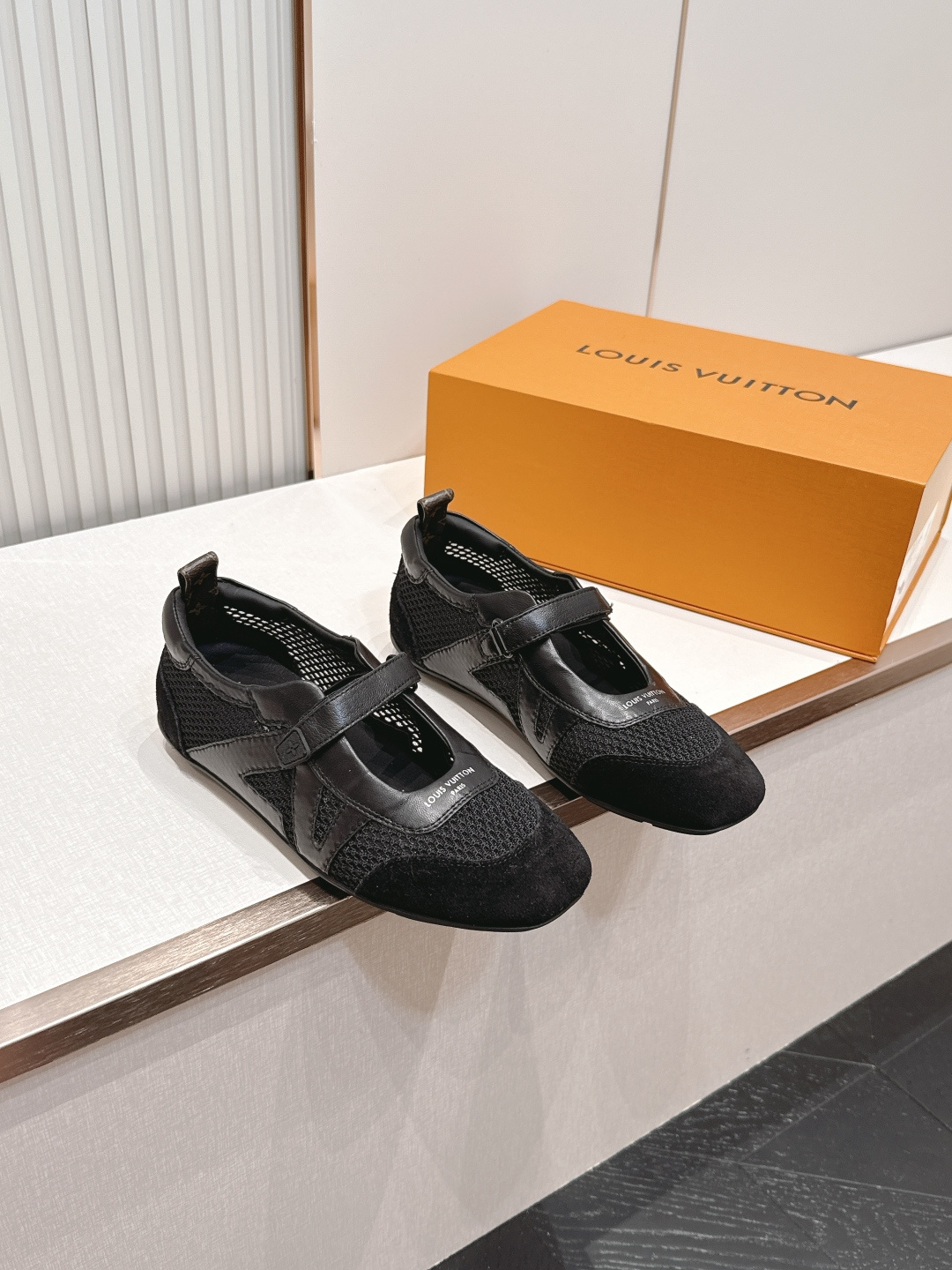 顶级版本： 半拖款Louis Vuitton路易威登驴牌春夏Sneakerina系列 芭蕾运动鞋 德训鞋