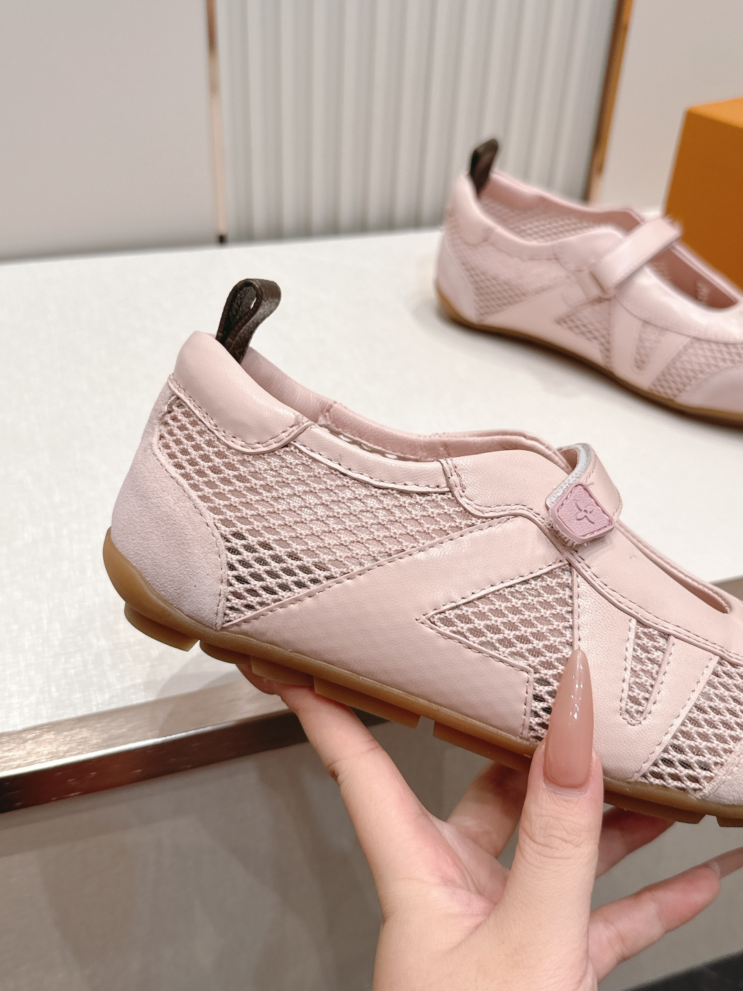 顶级版本： 半拖款Louis Vuitton路易威登驴牌春夏Sneakerina系列 芭蕾运动鞋 德训鞋